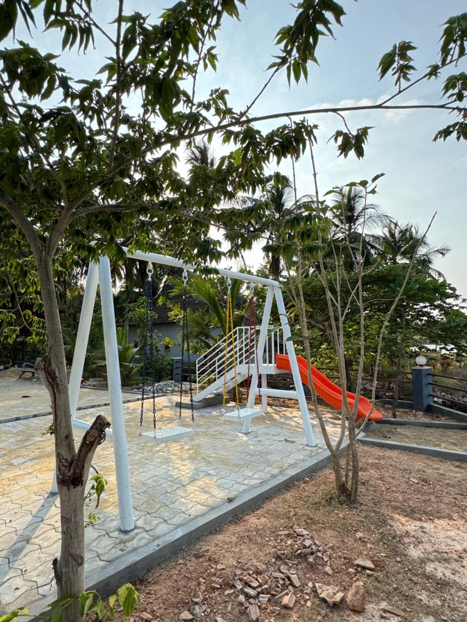 The Backwater Homestay Udupi Exterior foto
